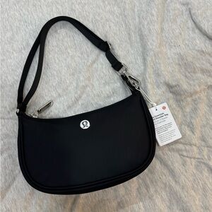LULULEMON MINI CITY ESSENTIALS 1L SHOULDER BAG